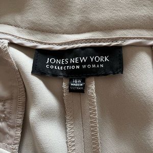 Women’s dress pants